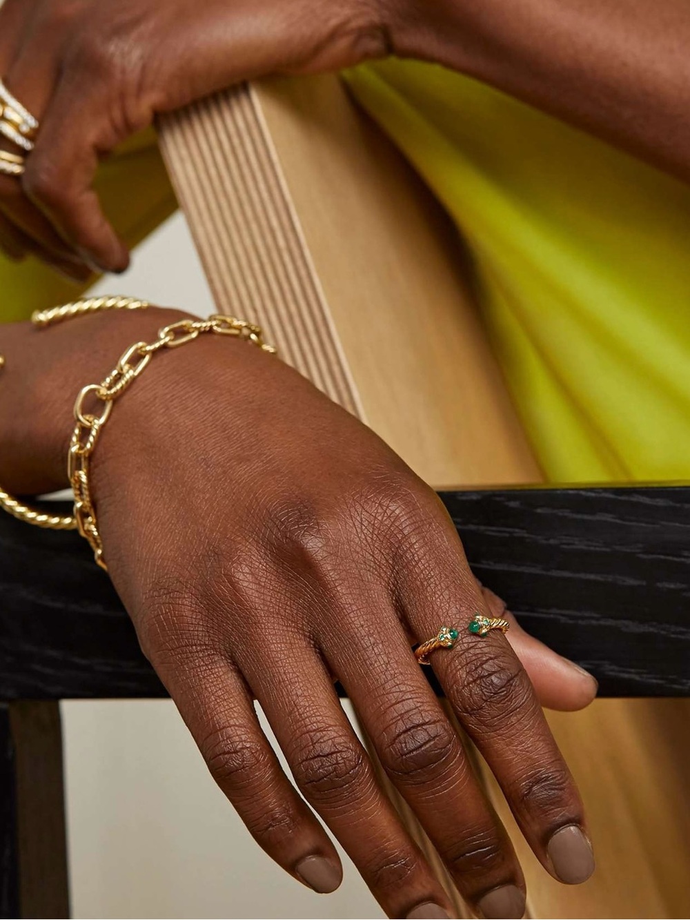 DAVID YURMAN Renaissance Open Emerald Ring in 18K Gold - Picture 14 of 16
